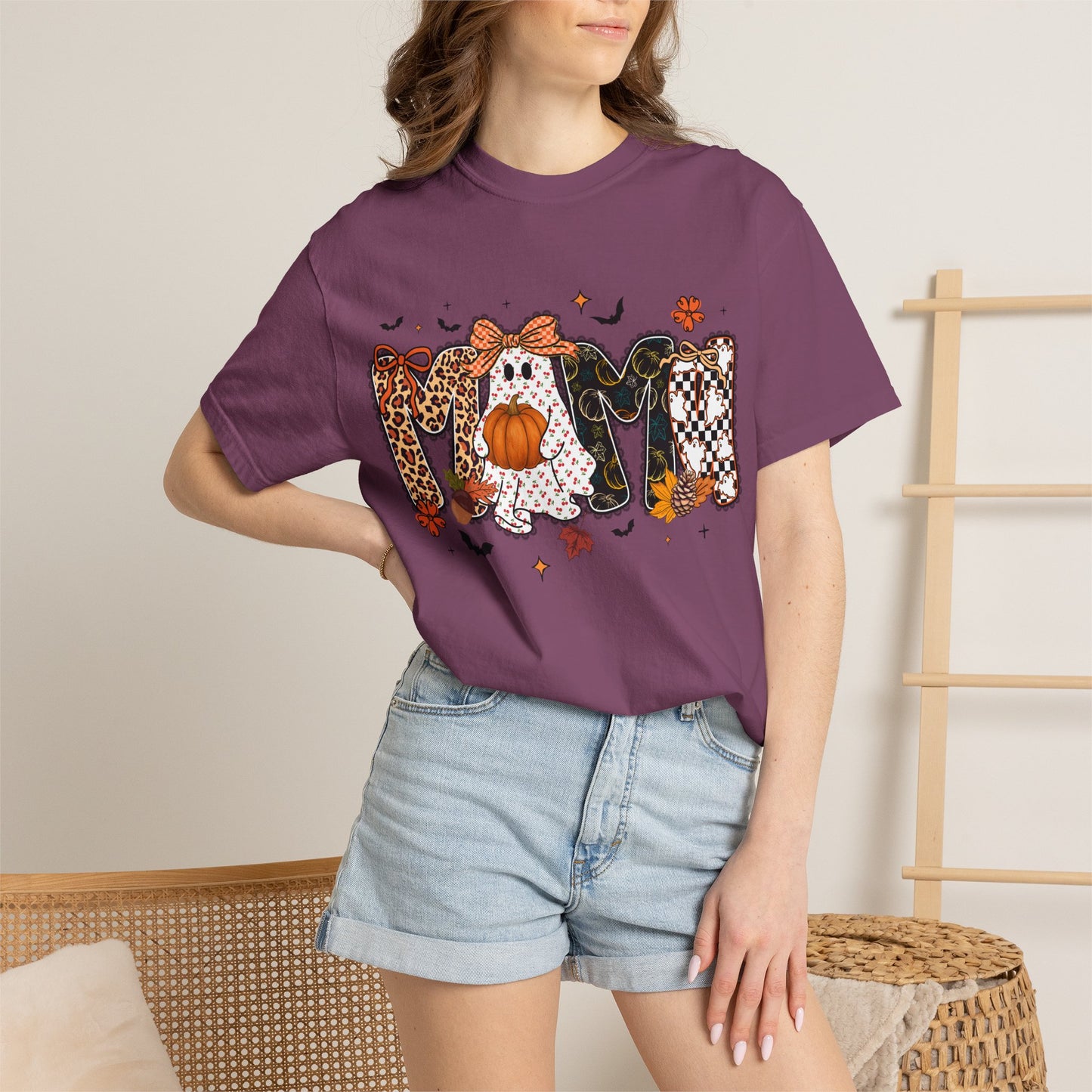 Halloween "Mama" T-Shirt
