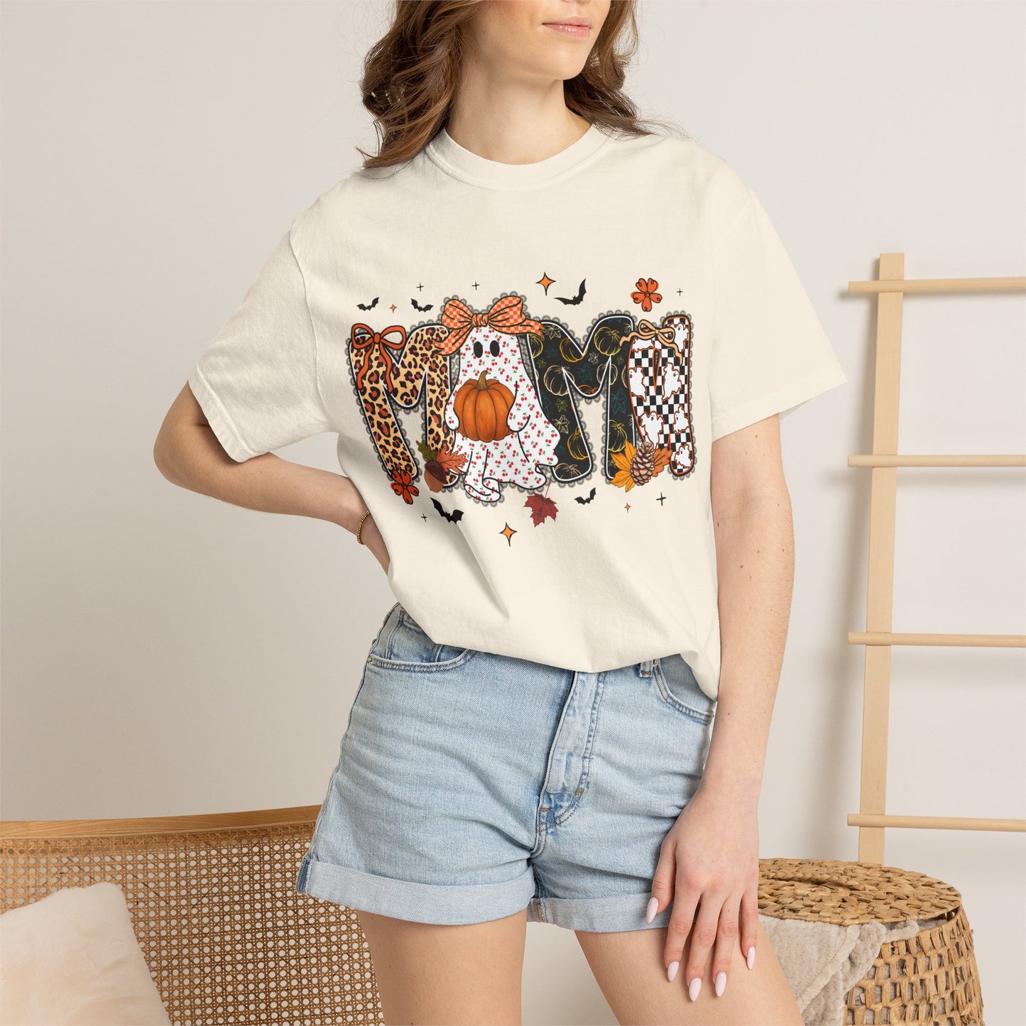 Halloween "Mama" T-Shirt