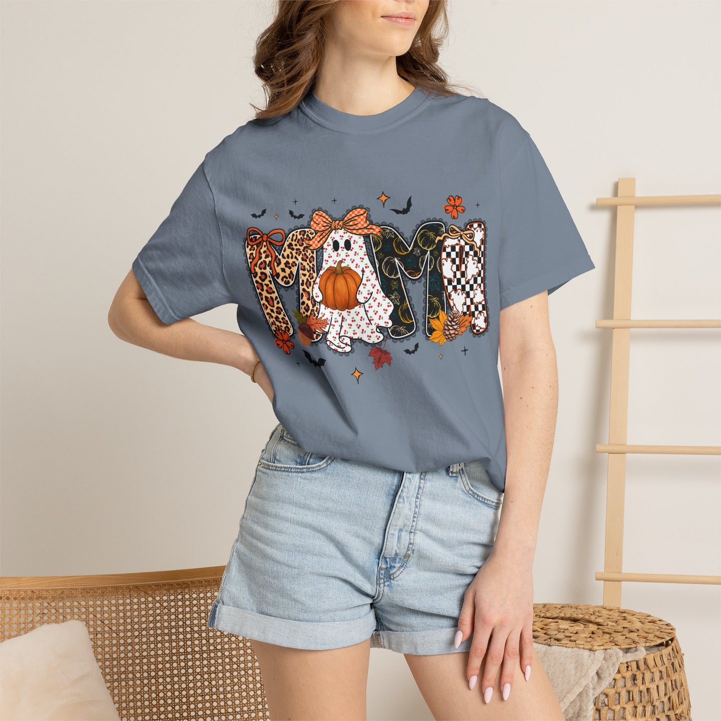 Halloween "Mama" T-Shirt