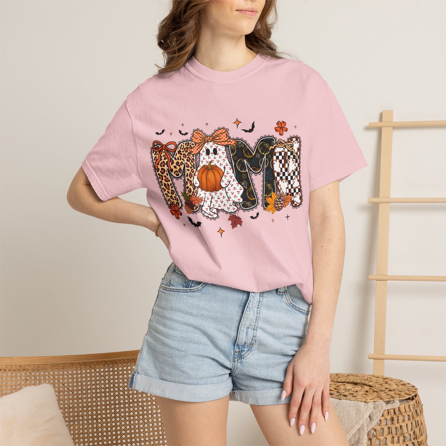 Halloween "Mama" T-Shirt