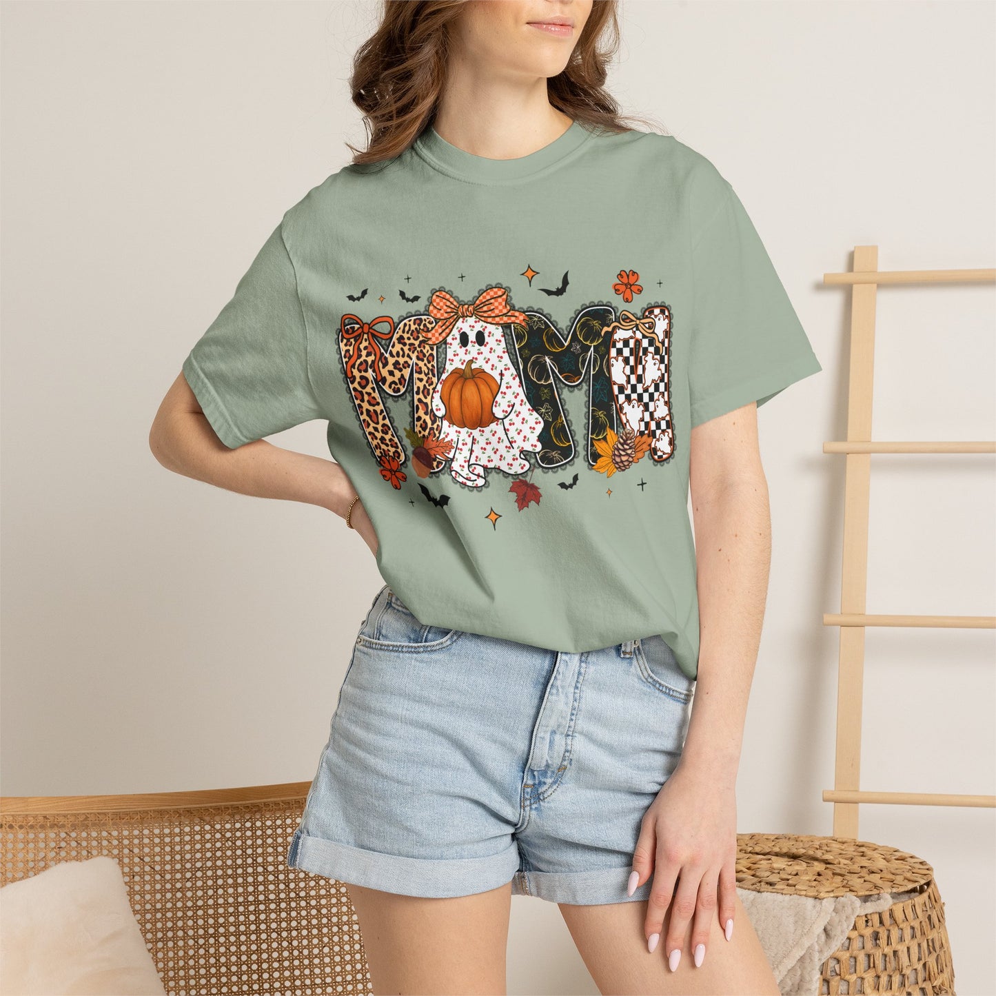 Halloween "Mama" T-Shirt